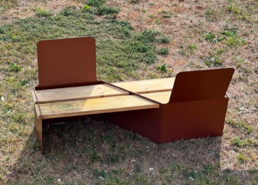 Banc public en bois - 79117835-942466977.jpg