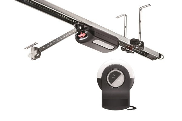 Porte de garage sectionnelle - Refoulement plafond - Manuelle ou électrique  - 96475989-181767261.jpg