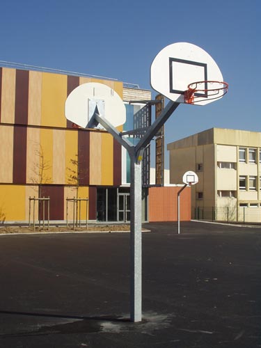 Poteau basket de rue panneau polyester simple et double - 9692215-142364267.jpg