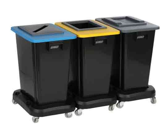 - Kit 3 Couvercles de cadre<br>- 1 Insert rectangulaire<br>- 1 Insert à clapets<br>- 1 Insert à fente<br>- 3 Collecteurs de tri 60 L 