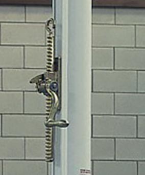 Treuil à crémaillère