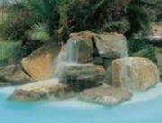 Rocher décoratif pour piscine