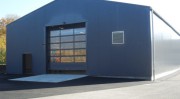 Hangar métallique