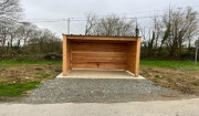 Abri bus en bois Douglas - Conception sur mesure