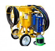 Aérogommeuse mobile basse pression réglable - entre 0,5 et 4 bars