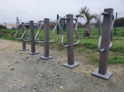 Arceau vélo en matériau recyclé - Dimension : 50 x 23 x 95 cm - Poteau carré ou rond