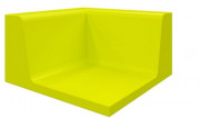 Assise d'angle enfant crèche