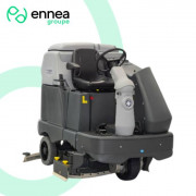 Autolaveuse autoportée d'occasion Nilfisk SC6500 - 36V - Capacité : 8000 m²/h - Largeur de travail : 1300 mm - Réservoir : 265L