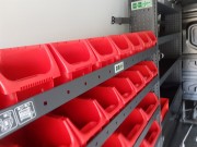 Bacs de rangement pour véhicule utilitaire