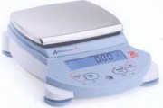 Balance de précision laboratoires