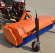 Balayeuse de voirie tractée