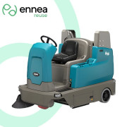 Balayeuse industrielle tennant s16