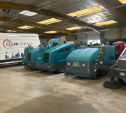 Balayeuse laveuse combinée tennant