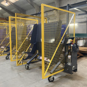 Basculeur de conteneur mobile de chantier - Bacs de 660 à 1000 L 