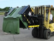 Basculeur retourneur de bac 660 à 1100 L pour chariot élévateur