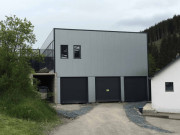 Bâtiment industriel fermé et isolé avec acrotère de 620m²