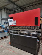  Presse plieuse hydraulique