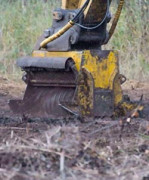 Broyeur forestier Hydraulique pour pelle - 8 à 35 T - Largeur : 800 à 1500 mm