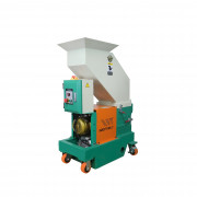 Broyeur lent sur roulettes