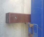 Butée de protection pour déchèteries - En composite thermoplastique recyclé - Dimensions (LxH) : 800x150 mm - Epaisseur : 160 mm