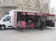 Camion magasin vêtement