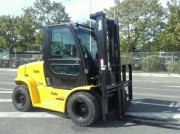 Chariot élévateur frontal 4 roues Yale