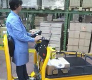 Chariot motorisé préparateur de commande