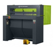 Cisaille guillotine pneumatique longueur de coupe 1330 mm