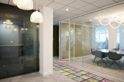 Cloison vitrée pour espace coworking - Panneau simple ou double -  Isolation acoustique : jusqu'à 46 dB