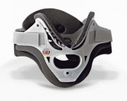 Collier cervical bivalve rigide