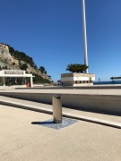 Conteneur enterré pour déchets piétons