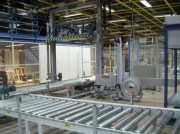 Convoyeur à rouleaux industriel