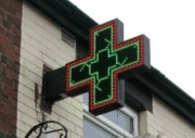 Croix de pharmacie à LED couleur - Dimensions : 1040 x 1444 x 210 mm