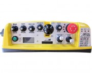 Emetteur ferroviaire avec joystick central 