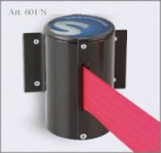 Enrouleur à sangle mural