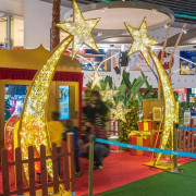 Etoile filante illuminée pour marché de noël - leds blanc chaud - 315 x 165 cm - 24V