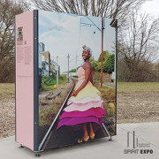 exposition en extérieur sur mobilier support auto portant