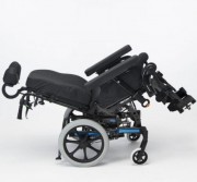 Fauteuil roulant manuel à châssis pliant