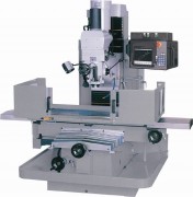 Fraiseuse d' outillage manuelle et numérique