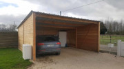 Garage en bois sans porte