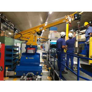 Grue mobile électrique automotrice - Capacité de levage jusqu’à 25.000 kg