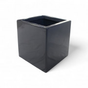 Jardinière cubique en polyester - Dim : 500 x 500 x H500 mm - Avec ou sans bac intérieur