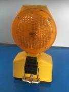 Lampe de signalisation solaire rechargeable 