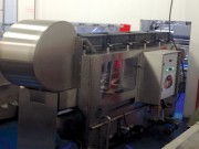 Laveuse de caisse avec retour sur opérateur