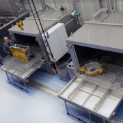 Machine de nettoyage industriel par ultrasons - Cuve de cavitation Prosonic : 8 m³ - Puissance ultrasonique : jusqu'à 18 kW - Capacité de manutention : jusqu'à 3,2 t