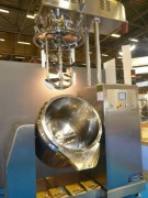 Machine de coulage à chaud sur-mesure