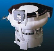 Machine de polissage de couverts par vibration - 1200 pièces /h - 250 à 300 pièces /cycle