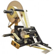 Machine étiqueteuse pour carton ou colis