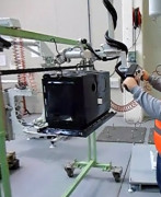 Bras manipulateur articulé - Portée d'action de 1,8 à 2,5 m