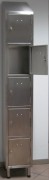 Multicases 5 portes inox - En acier inox - Dimensions (L x P x H) : 320 x 400 x 2160 mm